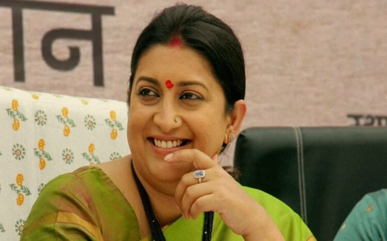 'भारत 2027 तक तीसरी सबसे बड़ी अर्थव्यवस्था बन जायेगा', स्मृति ईरानी का बयान