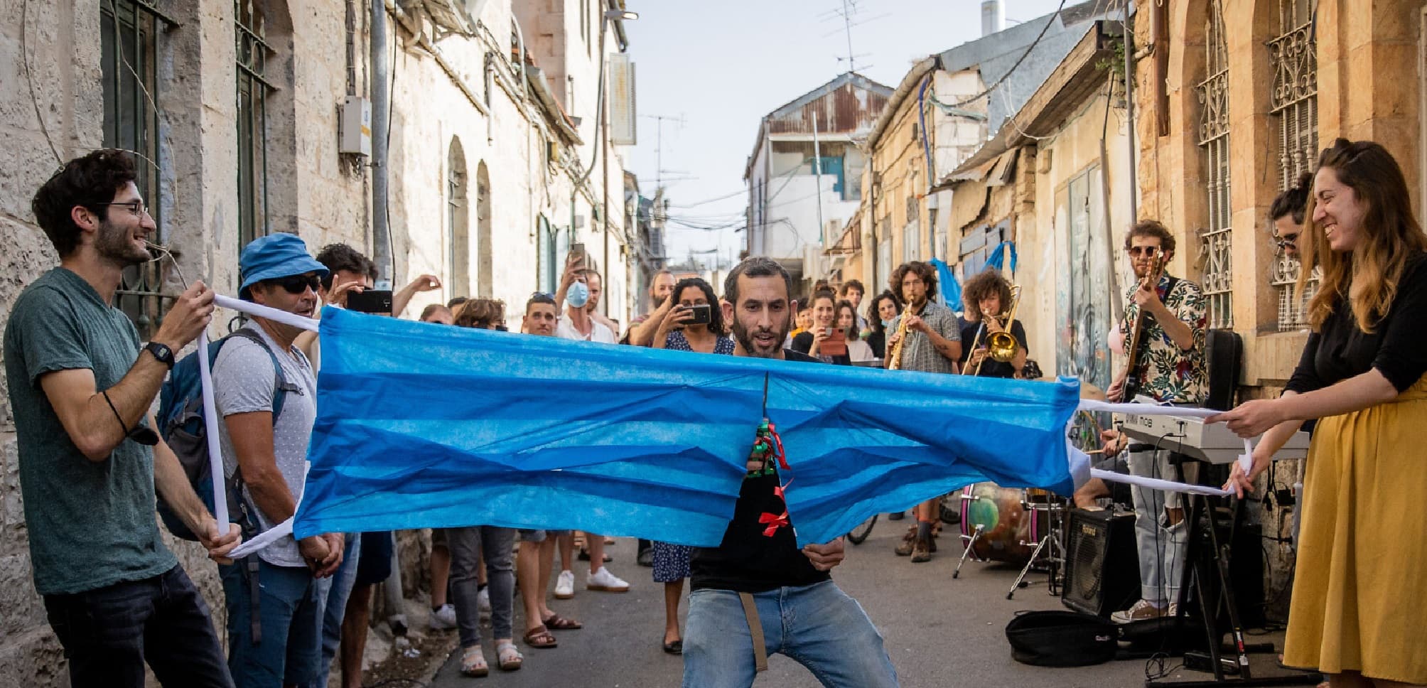 इस्त्राइल ने मास्क पर से हटा दी पाबंदी, बढ़ गये 
कोरोना संक्रमण के मामले