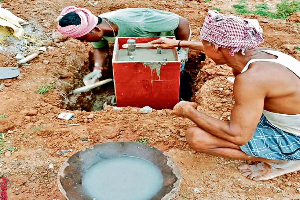 देवघर एयरपोर्ट से बाबा मंदिर तक जलेंगी 700 सोलर लाइटें, ज्रेडा की टीम कर रही है काम