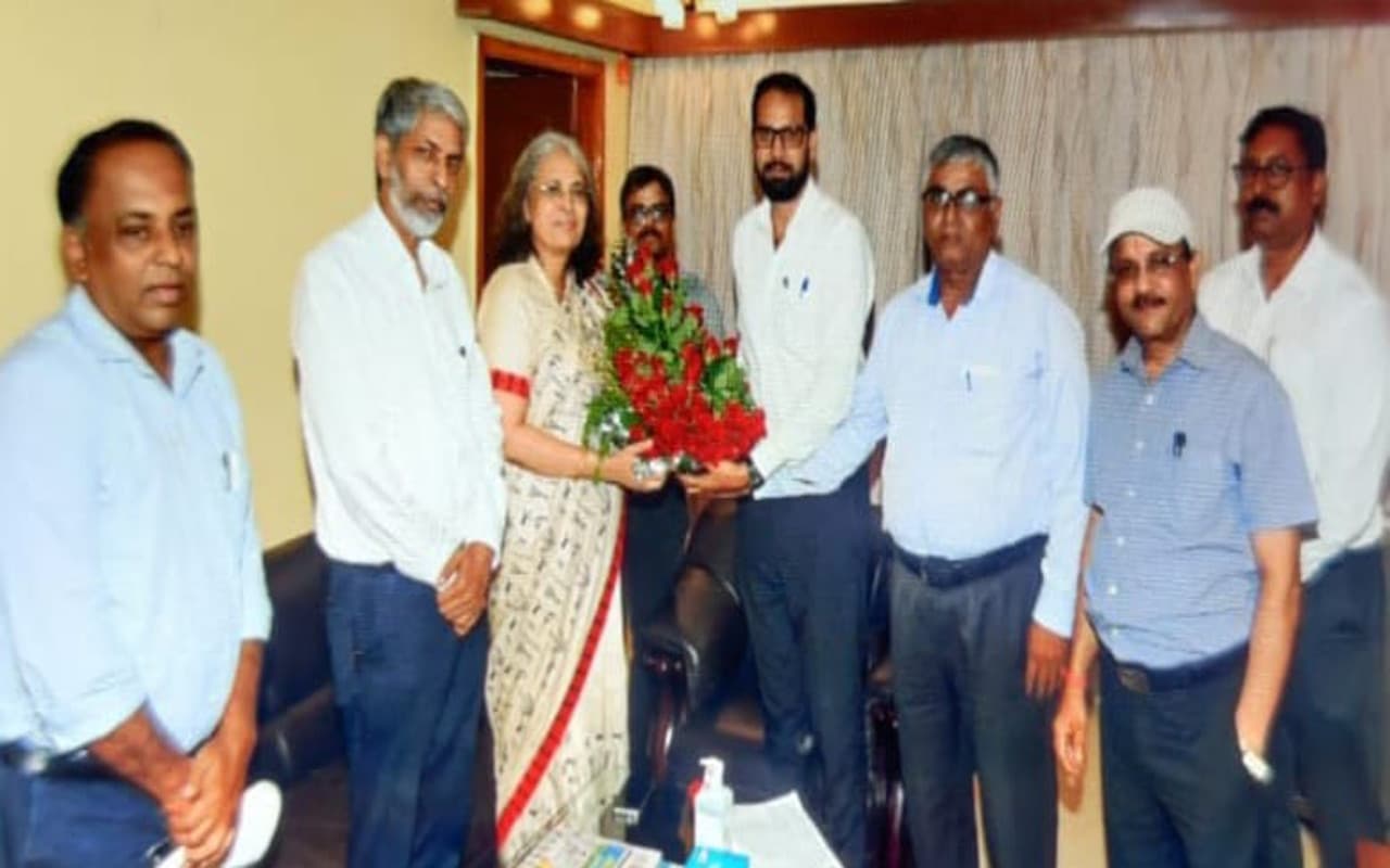 SAIL अध्यक्ष सोमा मंडल के बोकारो आगमन पर BSL प्रबंधन हुआ रेस, जूनियर अधिकारियों का सत्याग्रह कराया खत्म