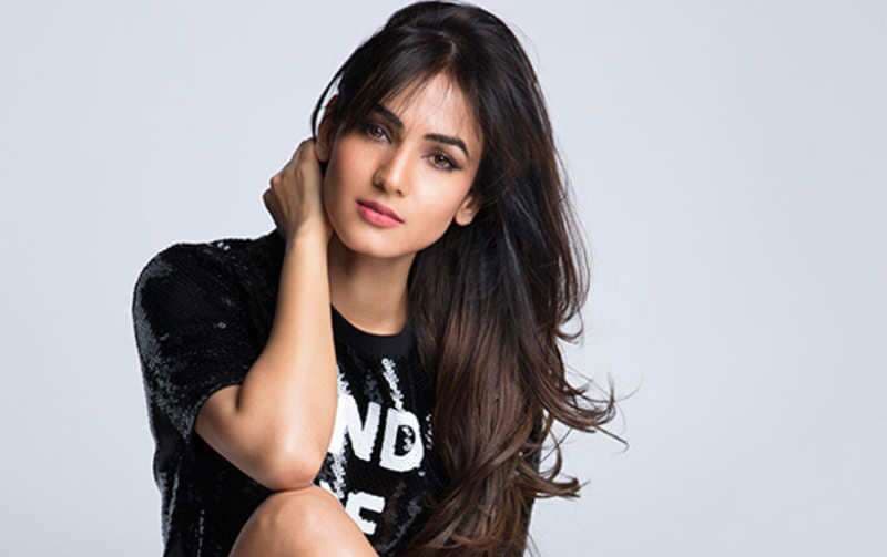 Happy Birthday Sonal Chauhan: 20 साल की उम्र में Miss World Tourism बनीं थी सोनल चौहान, बर्थडे के दिन ही रिलीज हुई थी उनकी पहली बॉलीवुड फिल्म