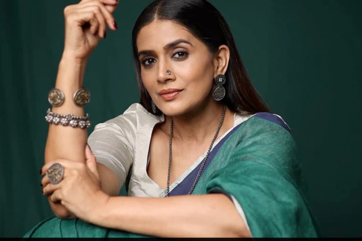 कौन है Sonali Kulkarni, जिन्होंने महिलाओं पर की विवादित टिप्पणी, अब हो रही हैं बुरी तरह ट्रोल, VIDEO