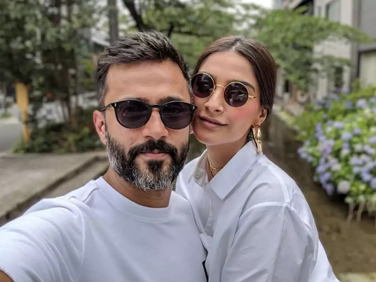 Sonam Kapoor B'day: सोनम कपूर पति आनंद आहूजा को 'गौतम बुद्ध' के नाम से बुलाती है, इसके पीछे है मजेदार वजह