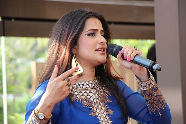 Salman की बुराई करने के बाद मिली थी दुष्कर्म और एसिड अटैक की धमकी, Sona Mohapatra ने किया खुलासा