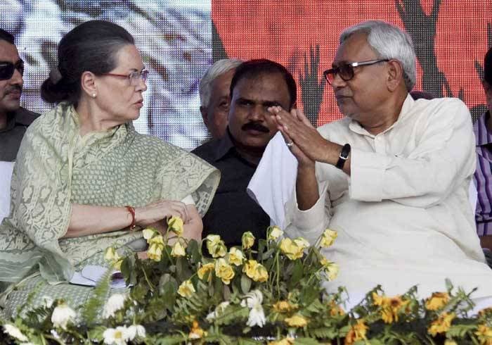 Bihar Politics: सोनिया गांधी ने तय किया समय और दिन और बिहार में बदल गई बीजेपी की सरकार