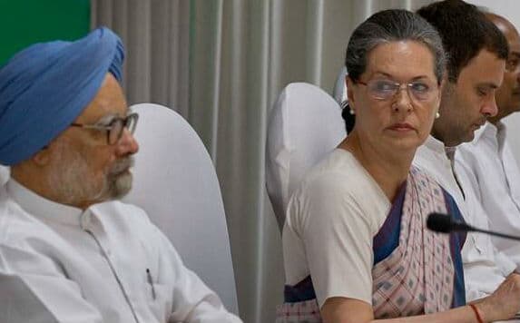 Pranab Mukherjee in memoirs : ‘…तो 
नरेंद्र मोदी 2014 में नहीं आते सत्ता में ? कांग्रेस ने यहां कर दी चूक’