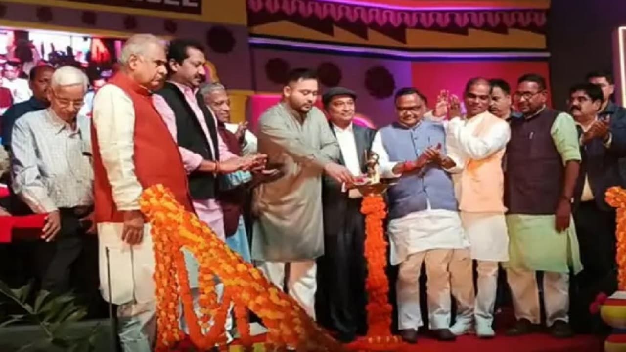 Tejashwi Yadav ने सोनपुर मेले का किया उद्घाटन, इस बार पर्यटकों के लिए है कई विशेष इंतजाम