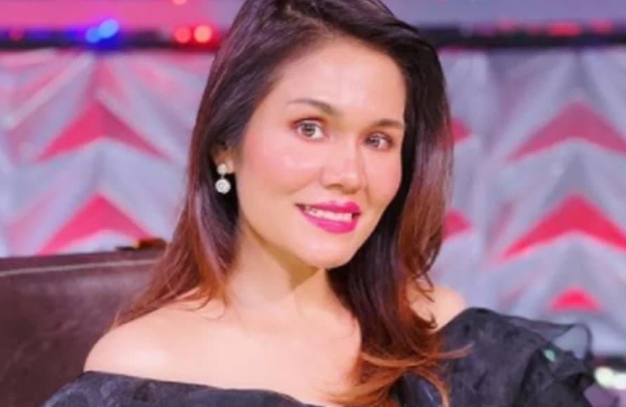 Indian Idol 12 : 'मेरे रश्के कमर' सॉन्ग गाकर बुरी तरह ट्रोल हुई सोनू कक्कड़, यूजर बोले- नुसरत साहब की रूह तड़प रही है