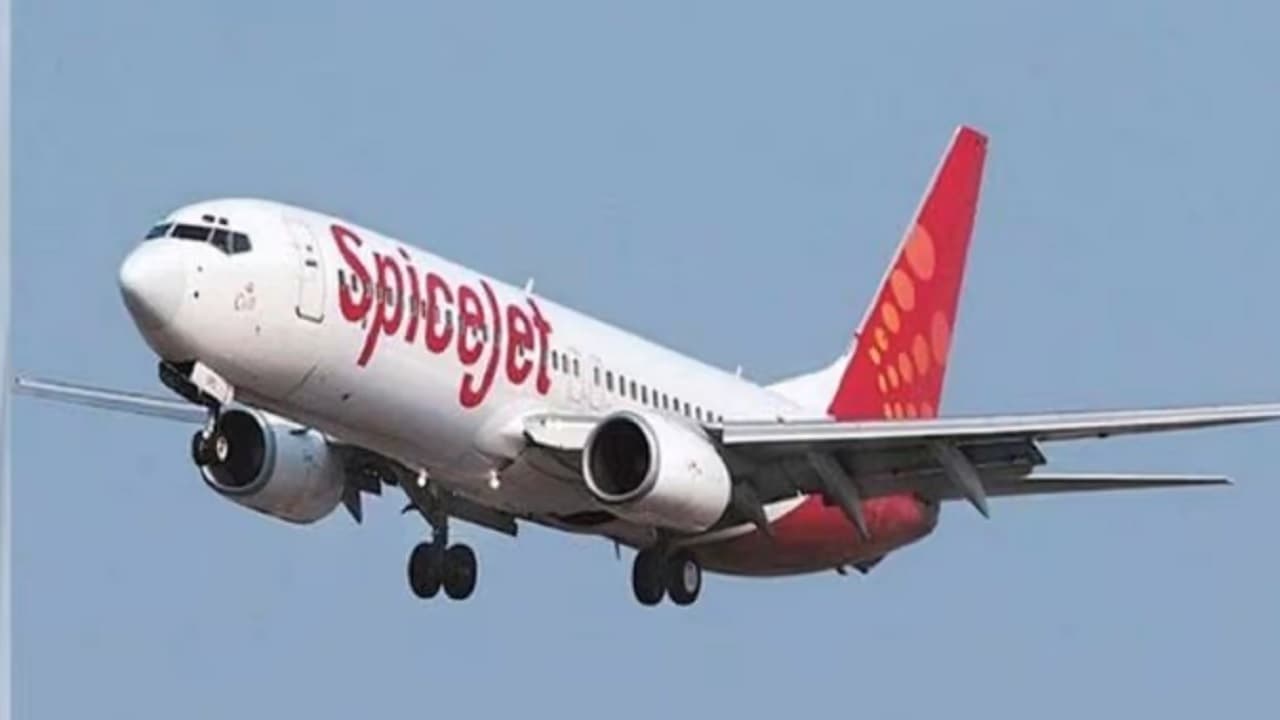 पायलट को नहीं दिख रहा था पटना एयरपोर्ट का रनवे, बक्सर तक काट लिए 7 चक्कर, लेना पड़ा ये फैसला..