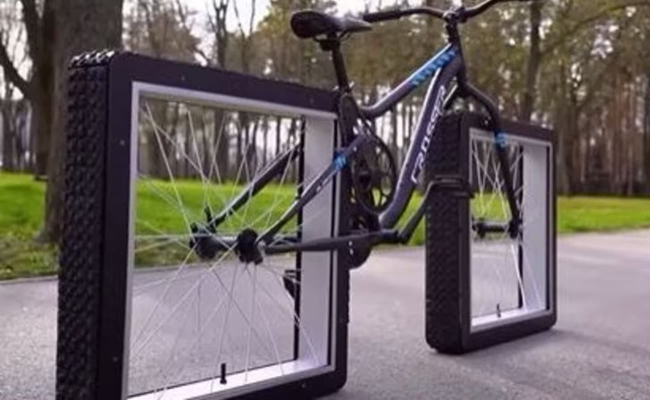 VIRAL VIDEO: साइकिल के पहिये हमेशा गोल ही हों, यह जरूरी नहीं; यकीन न हो तो देखें वीडियो