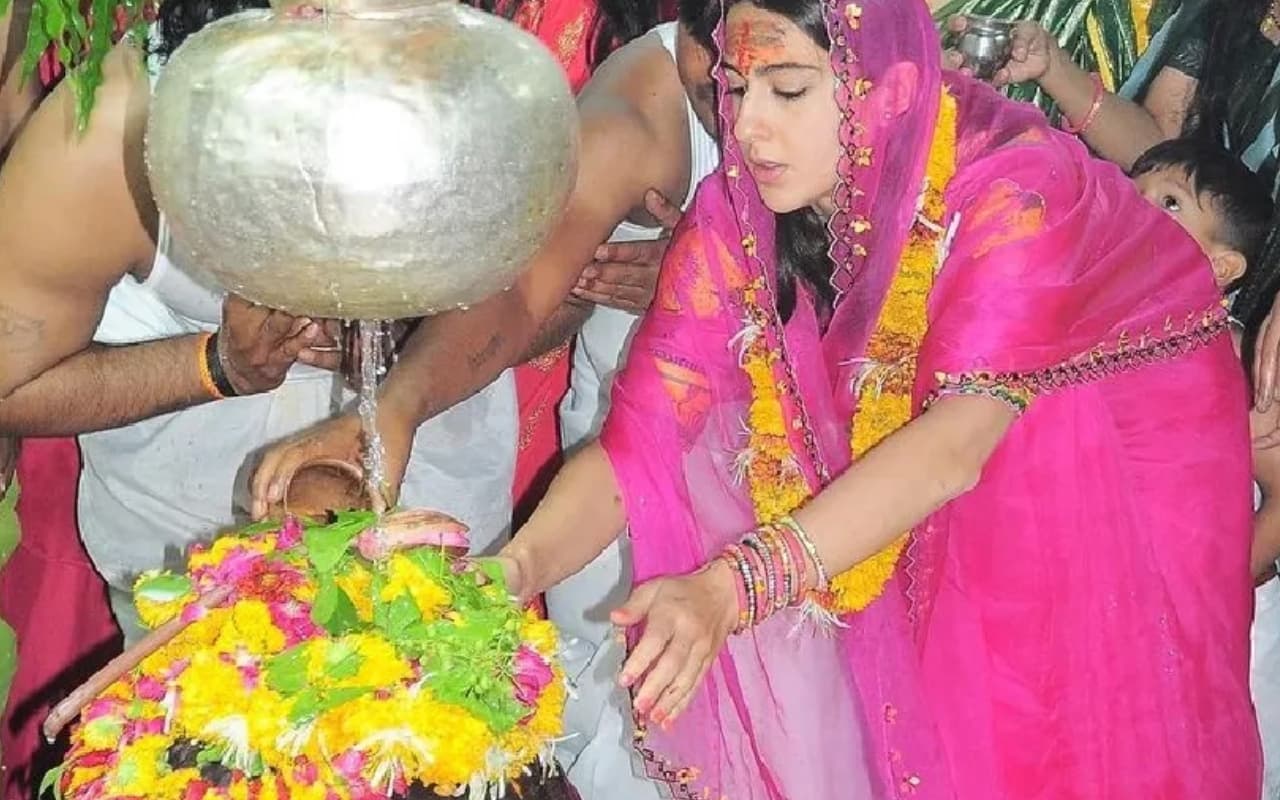 मंदिर जाने को लेकर ट्रोल किए जाने पर सारा अली खान ने तोड़ी चुप्पी, बोलीं- मैं जितनी शिद्दत से अजमेर शरीफ…