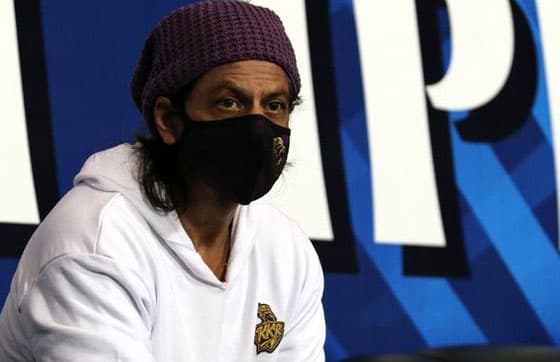 IPL 2021, KKR vs MI: हाथ आया मैच गंवाने के बाद अपनी टीम से निराश हैं शाहरुख खान, मांगी माफी और बयां किया अपना दर्द