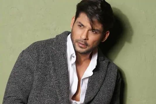 VIDEO : नशे में धुत सिद्धार्थ शुक्ला ने गरीब आदमी की कर दी पिटाई? जानें क्या है पूरा मामला