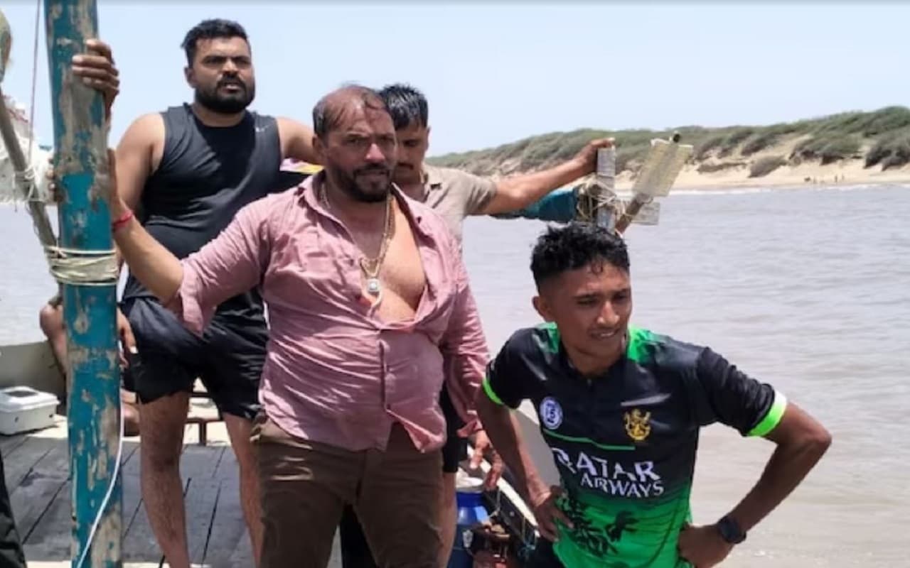 Chhat Puja 2022: छठ पूजा पर बानाएं खस्ता ठेकुआ, अपनाएं ये टिप्स