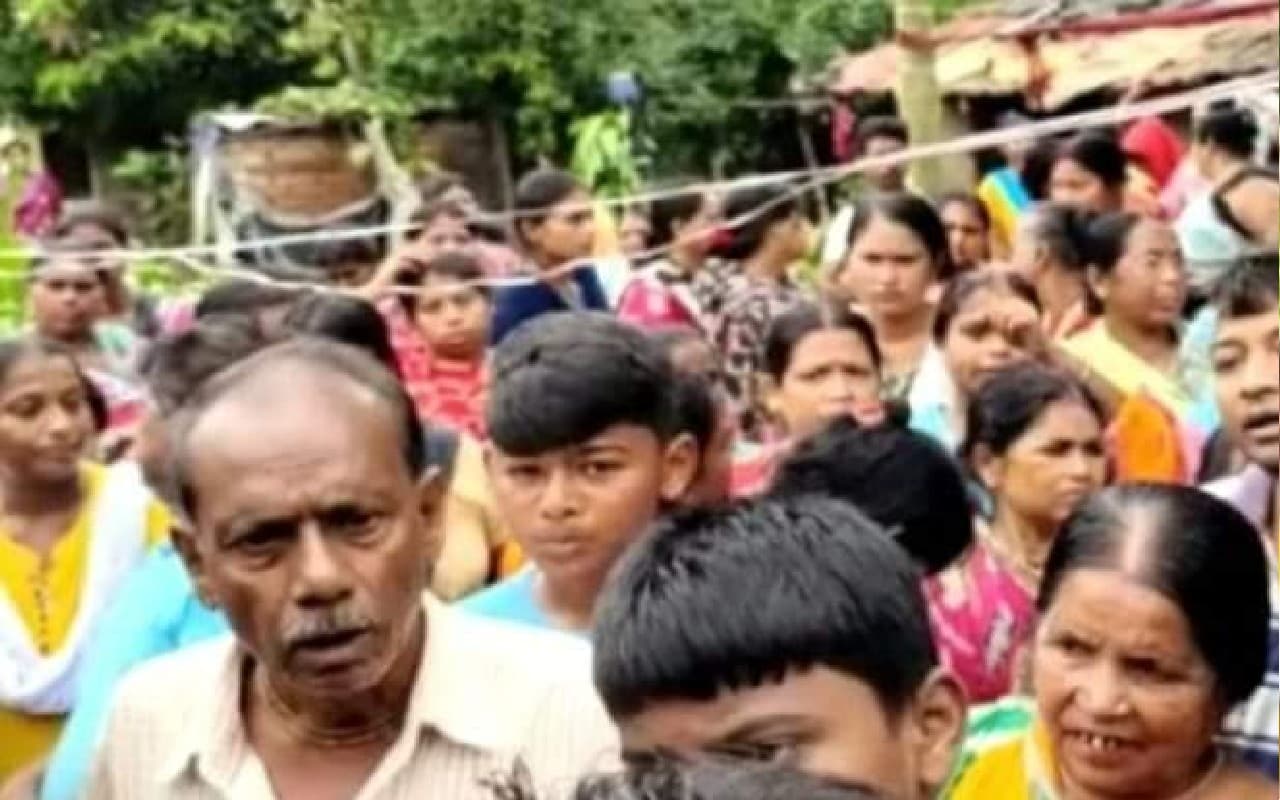 मेमारी में बारहवीं कक्षा की छात्रा का शव घर में मिलने से मचा कोहराम, हत्या की आशंका