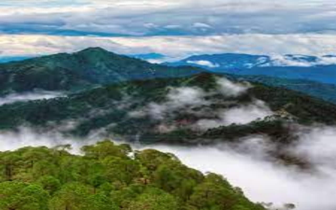 गर्मियों में घूमने का बना रहे हैं प्लान, तो उत्तराखंड का लैंसडाउन हिल स्टेशन जायें, खूबसूरती ऐसी जो मन मोह ले