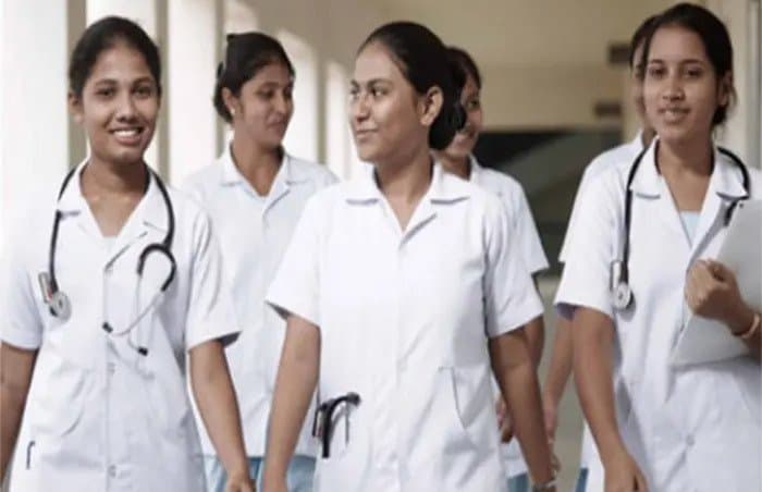 यूपीपीएससी स्टाफ नर्स भर्ती 2023 के लिए इस तिथि से पहले करें आवेदन, जानें कब होगी परीक्षा