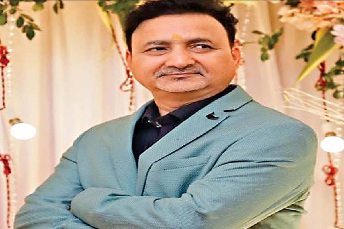 कला-संस्कृति से जुड़ाव को रांची के राकेश राज ने स्टार्टअप में बदला, हस्तशिल्पियों को मिल रहा रोजगार