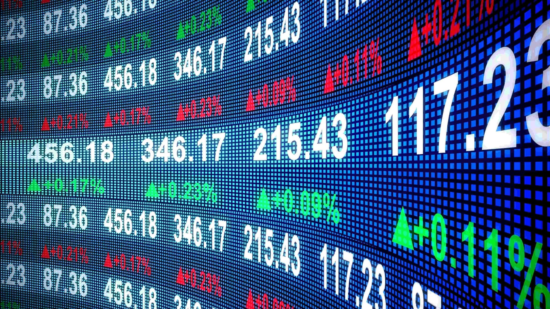 Stock Market Live: कोरोना का कहर जारी, आज भी धड़ाम हुआ शेयर बाजार, सेंसेक्स 1600 अंक टूटा