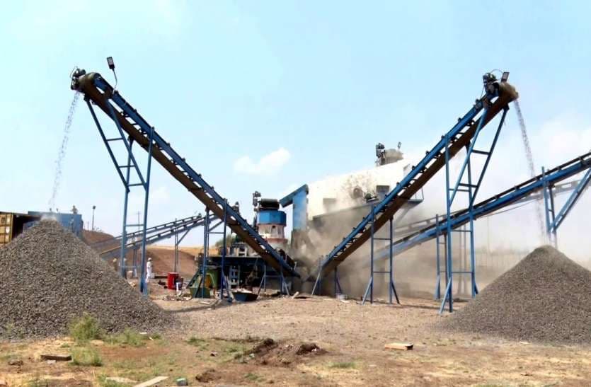 बिहार में अब स्टोन क्रशर इकाइयों को 20 की जगह 12 फुट ऊंची दीवार बनवाना हुआ अनिवार्य, राज्य प्रदूषण नियंत्रण पर्षद ने दी राहत