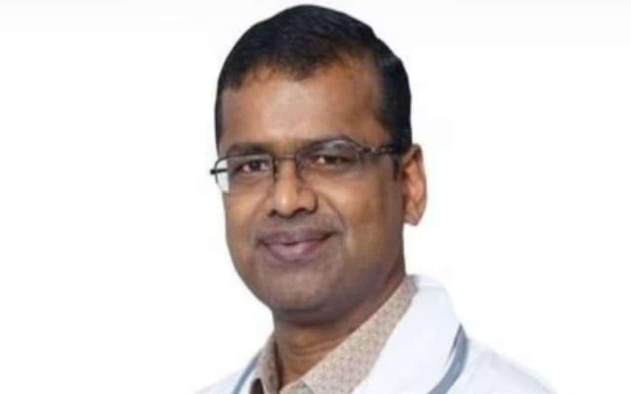 MBBS के 16 साल बाद डॉक्टर ने किया सैलरी का खुलासा, ट्वीट वायरल