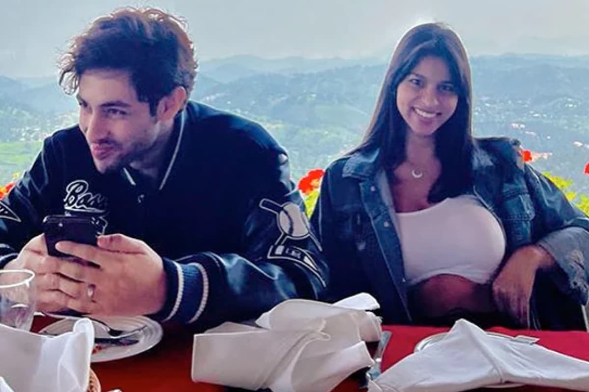 सुहाना खान को फ्लाइंग किस देते नजर आये अमिताभ बच्चन के पोते अगस्त्य नंदा, VIDEO देख फैंस बोले- नयी जोड़ी...