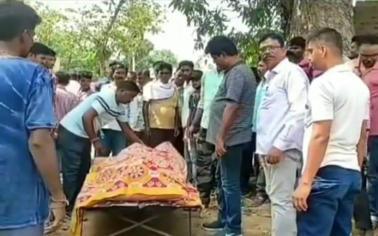 डॉक्टर ने लगा ली फांसी, सुसाइड नोट में लिखा- मेरी मौत का जिम्मेदार एक आप नेता