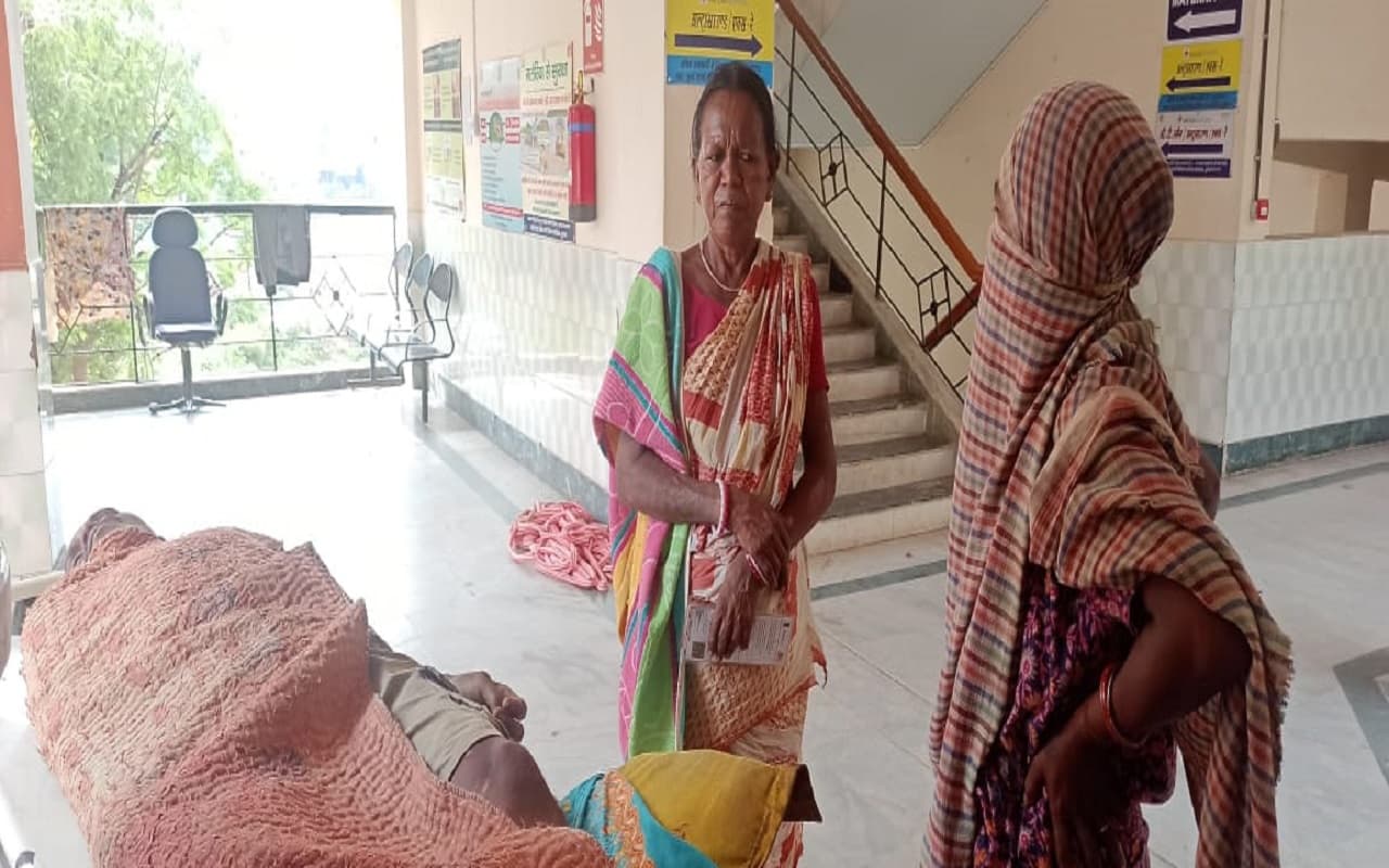 झारखंड: शराब पीने से किया मना, तो पत्नी को पत्थर से मारकर किया घायल, फिर पति ने कर ली आत्महत्या