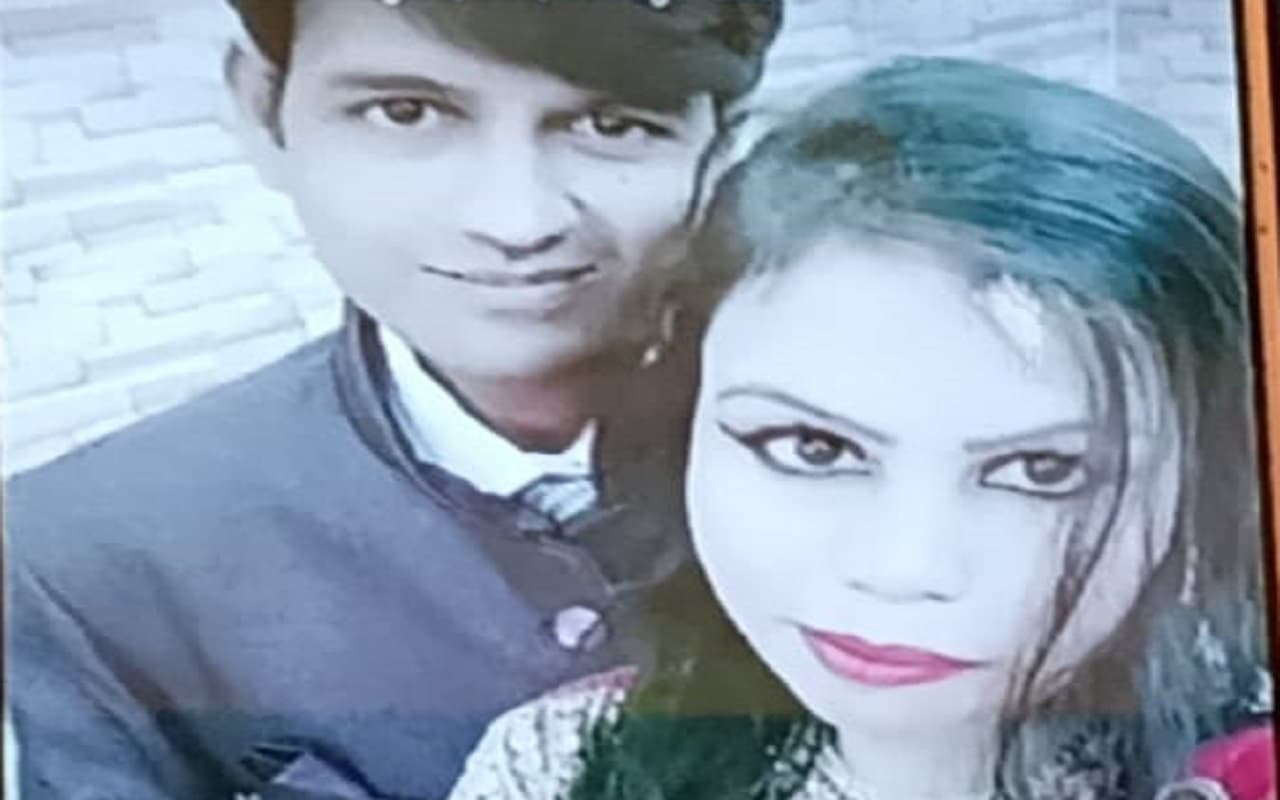 Jharkhand Crime News: झारखंड के आदित्यपुर में दंपती ने की खुदकुशी, पारिवारिक कलह से तंग आकर दे दी जान