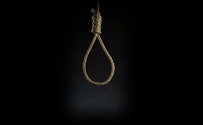 आर्थिक तंगी में दंपति ने फांसी लगाकर की खुदकुशी, लॉकडाउन में छूट गयी थी नौकरी
