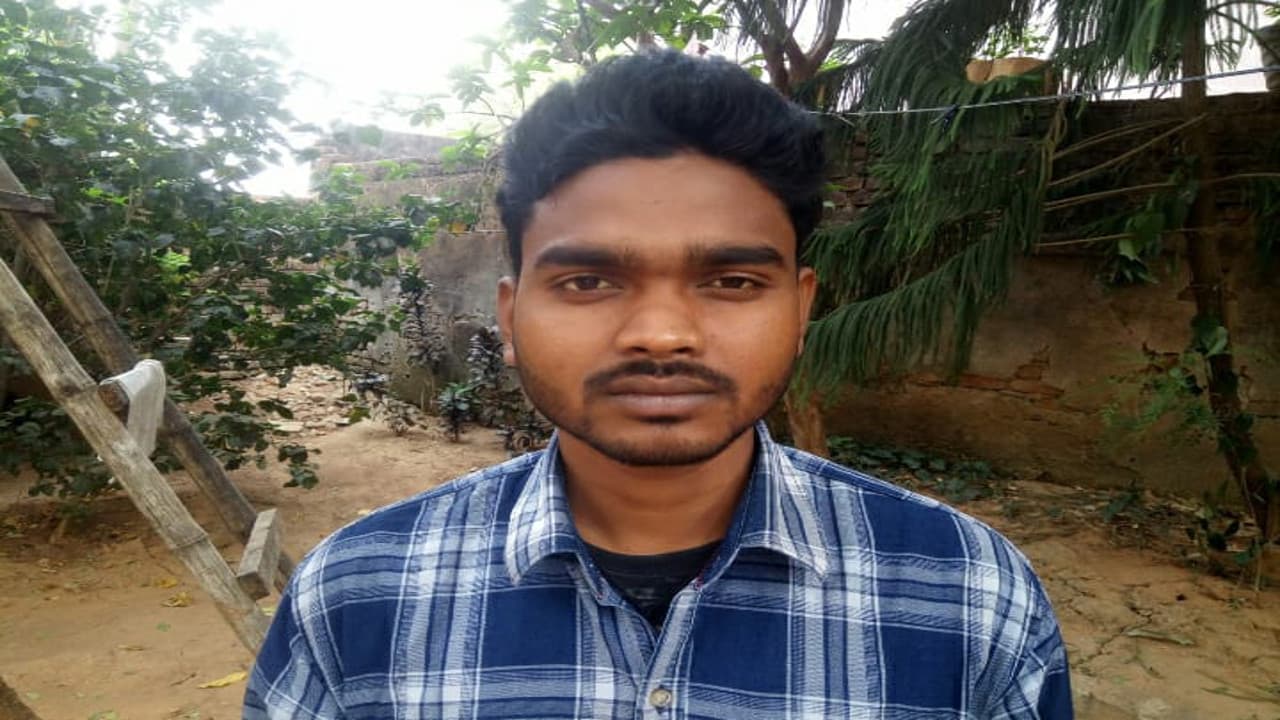 गुमला में प्रेमिका की हत्या कर शव को कुएं में फेंकने के मामले में आरोपी का सरेंडर,पुलिस बता रही गिरफ्तारी