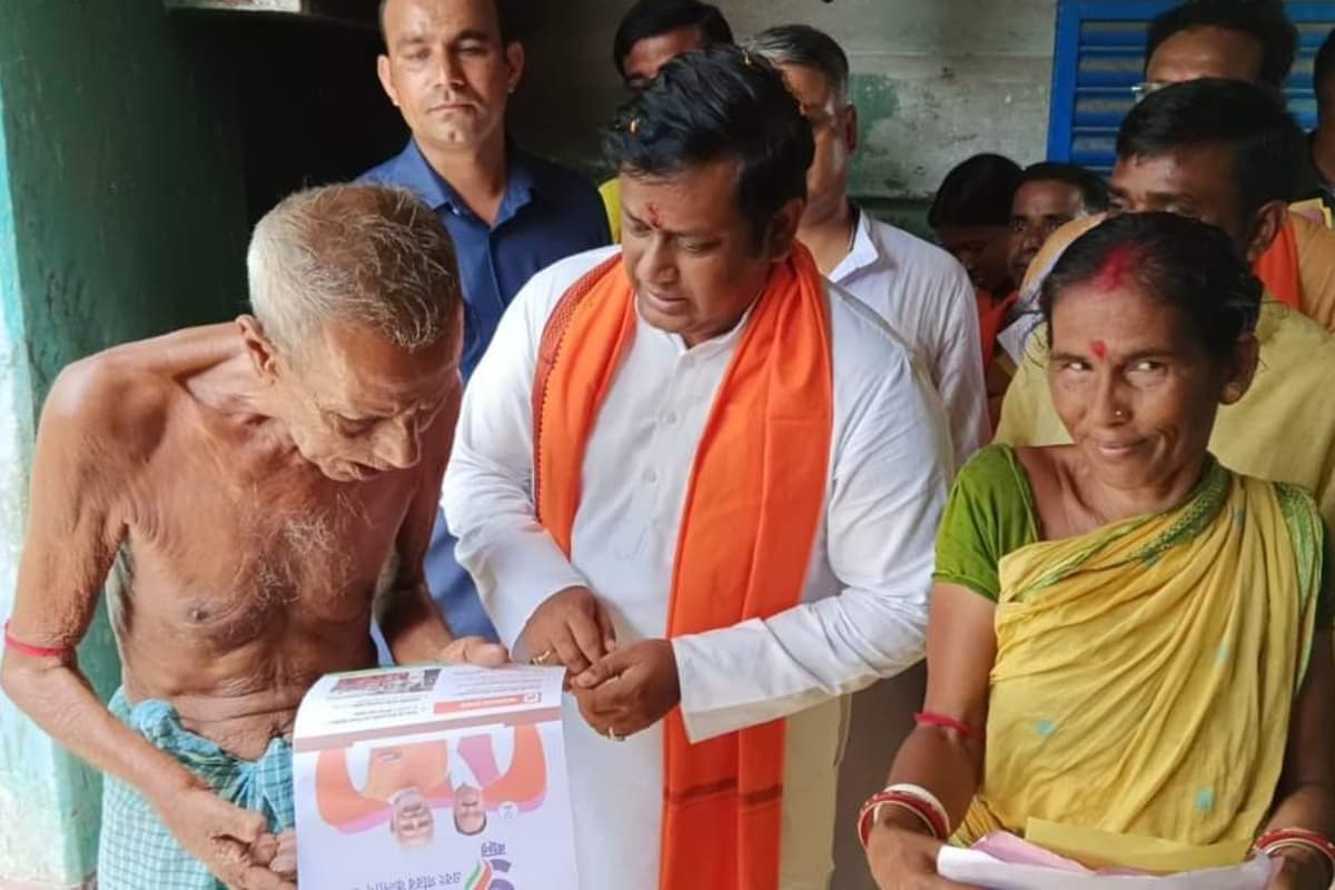 बंगाल पंचायत चुनाव: बीरभूम की जनसभा में भड़के बीजेपी नेता सुकांत मजूमदार, बोले-बूथ लूटनेवालों को सिखाएं सबक