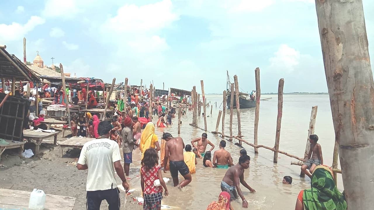 श्रावणी मेला 2022: शिवमय हुई अजगैवी नगरी, 
शाम 4 बजे होगा विश्व प्रसिद्ध मेले का उद्घाटन