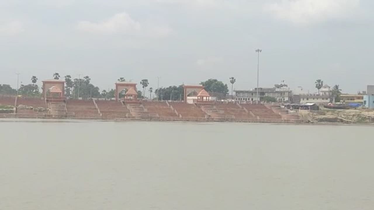 प्रदूषित होती गंगा