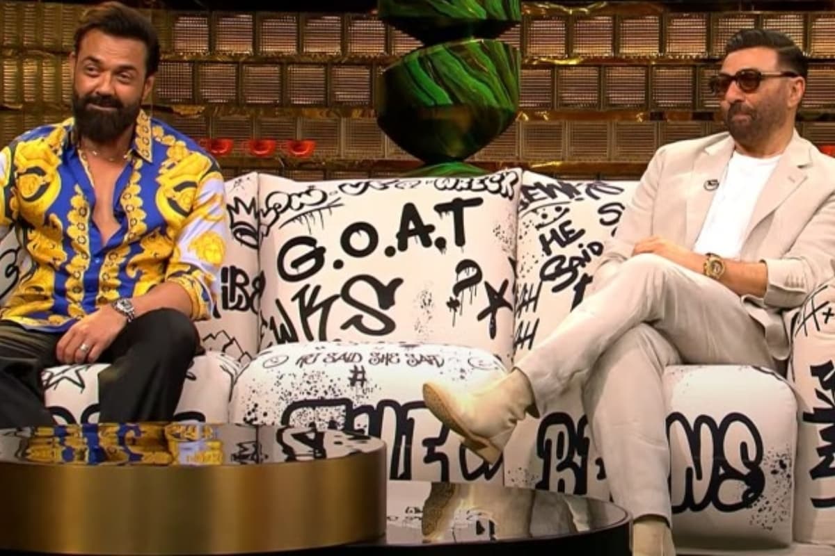 Koffee With Karan 8 के काउच पर पहुंचे सनी और बॉबी देओल, गदर 2 की सफलता- हैंडपंप वाले सीन को लेकर कही ये बात