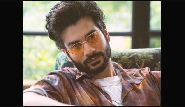 कॉफी डेट पर पहुंचे सनी कौशल और शरवरी वाघ, वीडियो देख फैंस ने पूछ लिया फिर वही सवाल