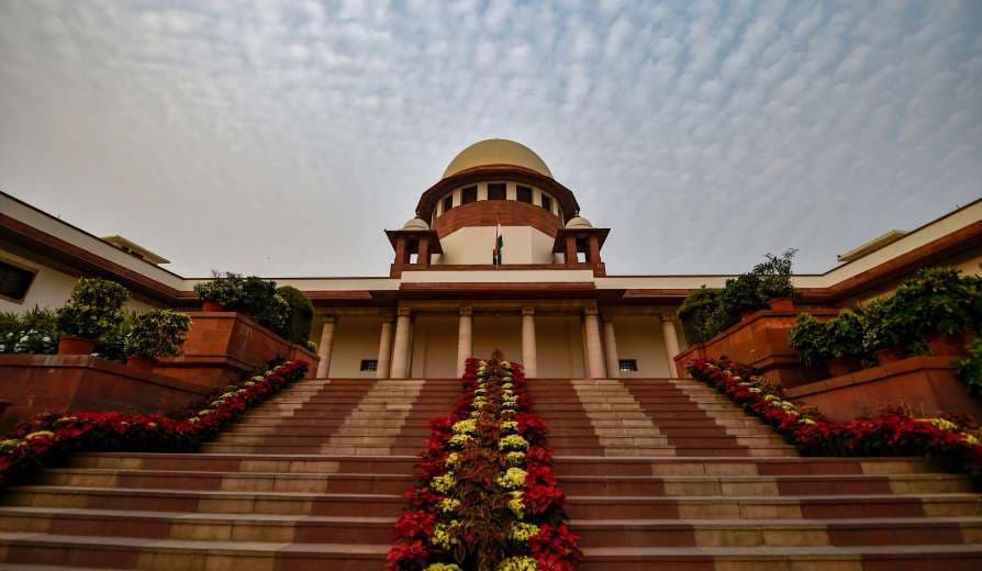 Corona Crisis: 'फेक न्यूज' पर सुप्रीम कोर्ट सख्त, मीडिया से कहा- अप्रमाणित और डर फैलाने वाली खबरें न दें