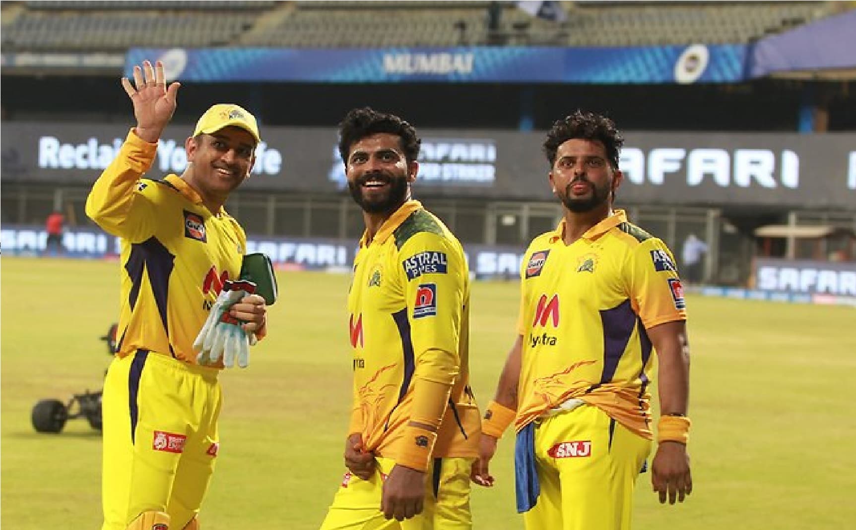 MS Dhoni Captaincy: सुरेश रैना ने धोनी की कप्तानी पर एक शब्द नहीं किया खर्च, जडेजा को ट्वीट कर दी बधाई