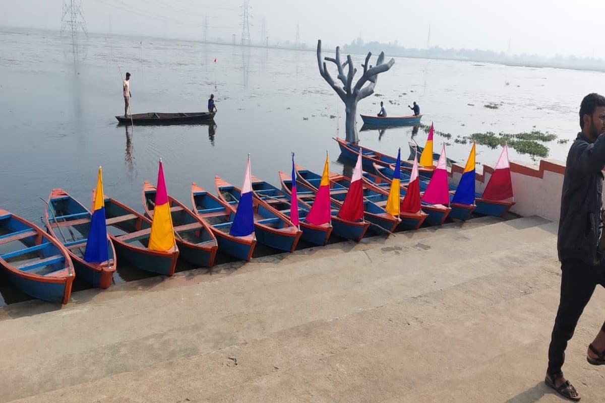 सैलानी पक्षियों और प्राकृतिक सौंदर्य का उठाना चाहते हैं लुत्फ तो जरूर घूमें सुरहा ताल, जानें कैसे पहुंचे