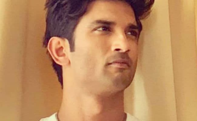 सुशांत सिंह राजपूत की सुसाइड की खबर सुन खुद को संभाल नहीं पा रहे पिता, मामा ने की सीबीआई जांच की मांग