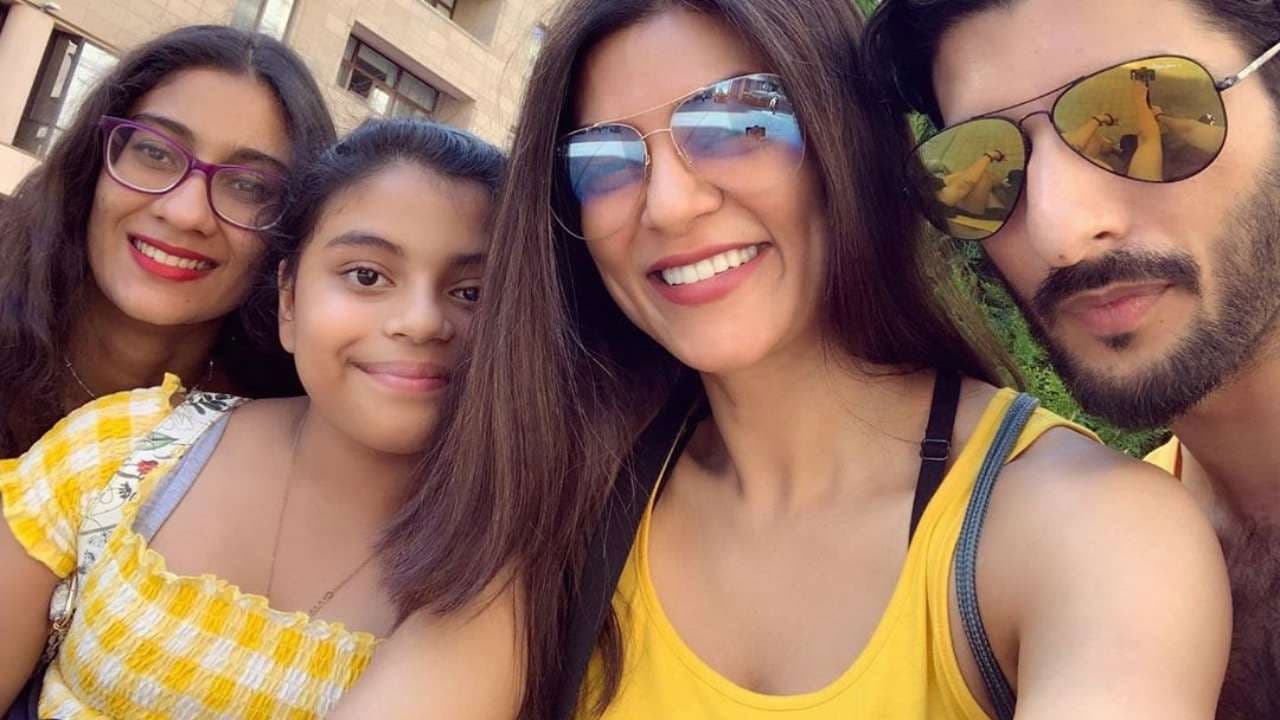 Sushmita Sen की बेटी रिनी ने एक्ट्रेस के ब्वॉयफ्रेंड को कह दिया ‘अंकल’, कहा फैमिली के लिए . . .