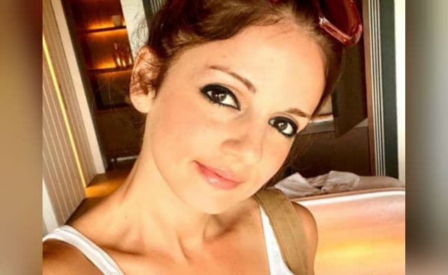 सुजैन खान ने गिरफ्तारी की खबरों पर तोड़ी चुप्‍पी, बताई 5 स्‍टार होटल की उस रात की कहानी