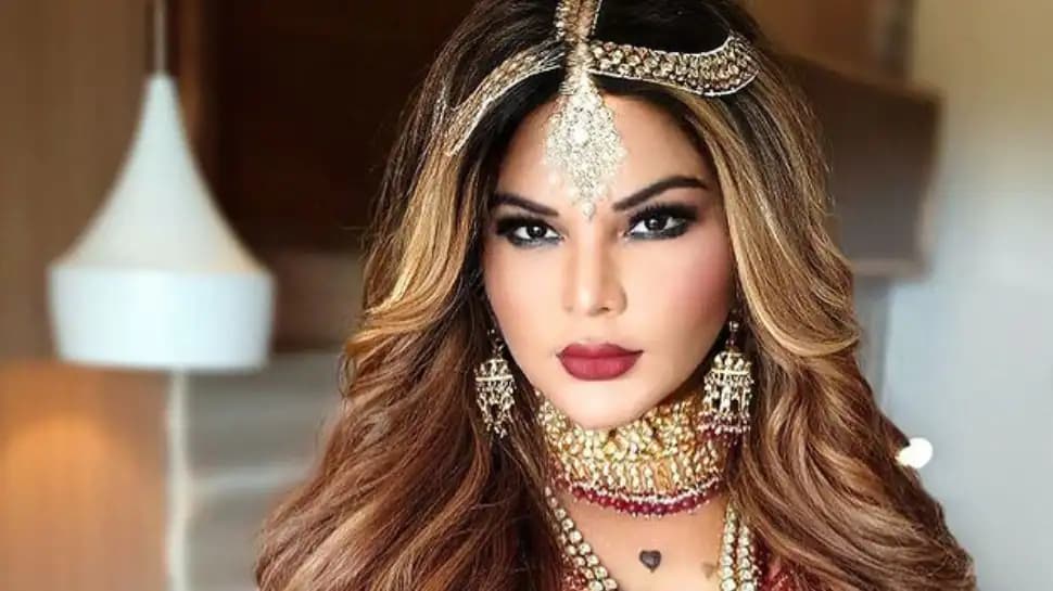‘टिशू पेपर की तरह किया इस्तेमाल…’ पैपराजी के सामने रोते हुए बोली राखी सांवत, कहा- मैं ट्रॉफी की…