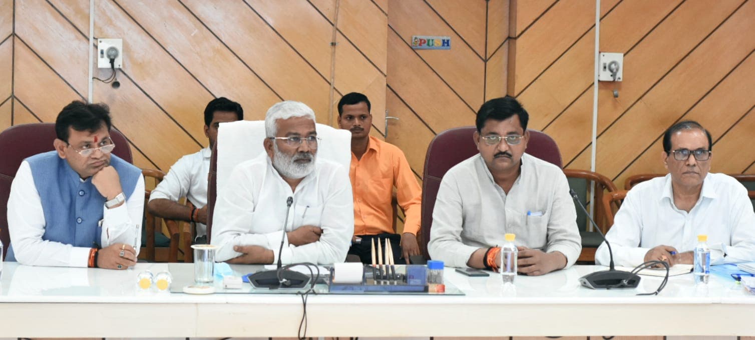 बाढ़ से बचाव के प्रोजेक्ट समय से पहले पूरे करने के दिए आदेश, सिंचाई विभाग की जमीन पर बनेंगे पिकनिक स्पॉट