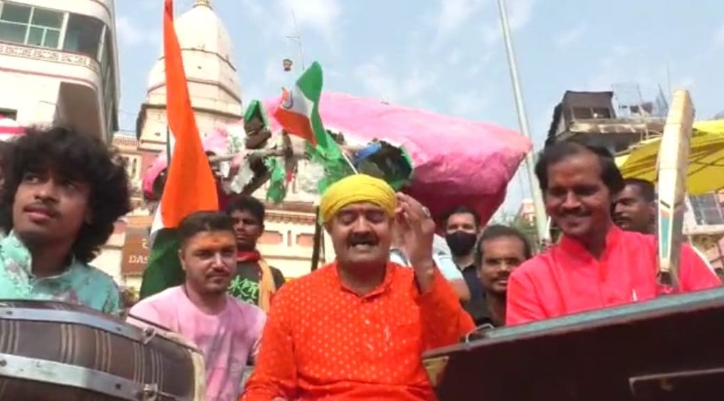 T20 World Cup: संगीतकारों की बाबा विश्वनाथ से कामना, पाक के खिलाफ मैच में चले राहुल, कोहली और रोहित का बल्ला