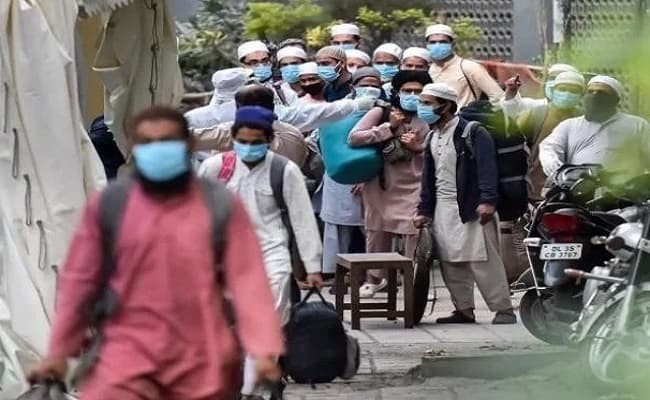 Lockdown in UP : केंद्रीय गृह मंत्री के खिलाफ आपत्तिजनक पोस्ट डालने वाला युवक ​गिरफ्तार, 11 जमात सदस्यों को किया गया क्वारेंटाइन