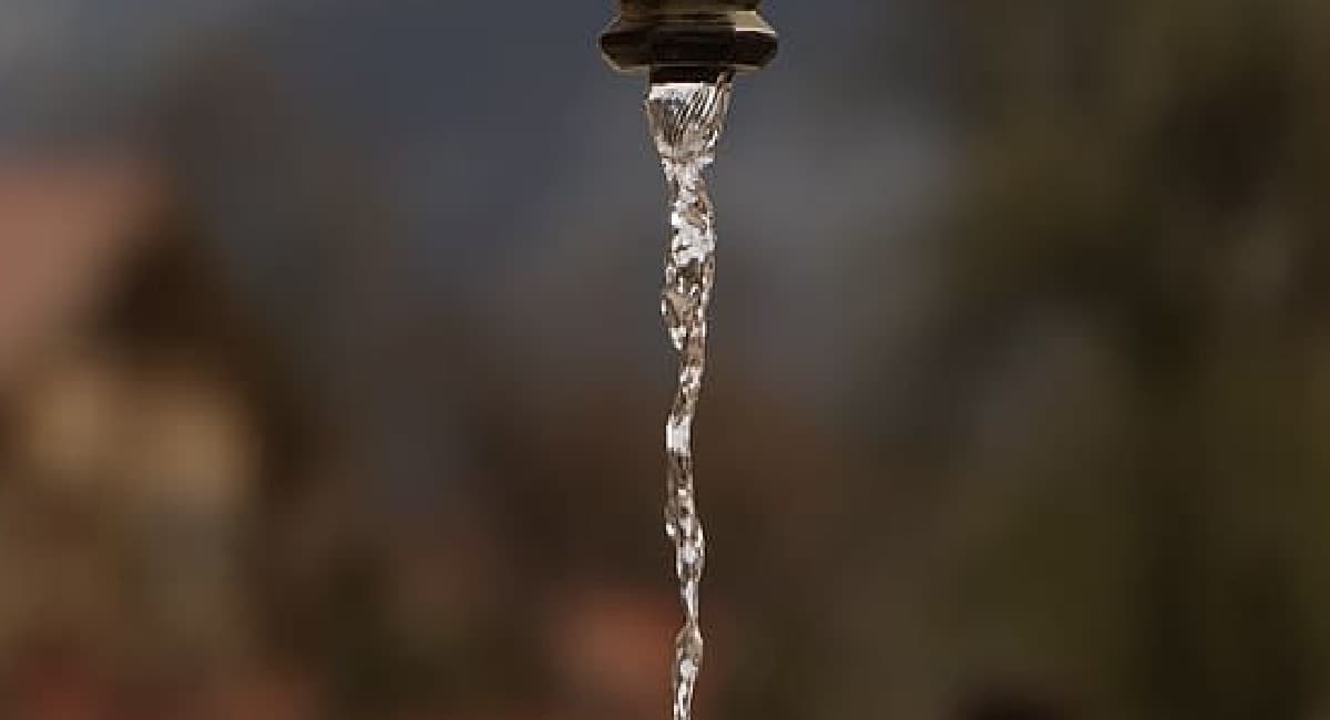 मस्जिद से पानी लेने पर हिंदू परिवार को बनाया गया बंधक, पीटा और…