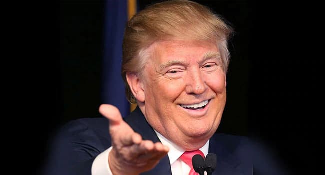 आरोपी के गर्दन पर बाजू से शिंकजा कसने की तकनीक पर रोक लगाना चाहते हैं ट्रम्प