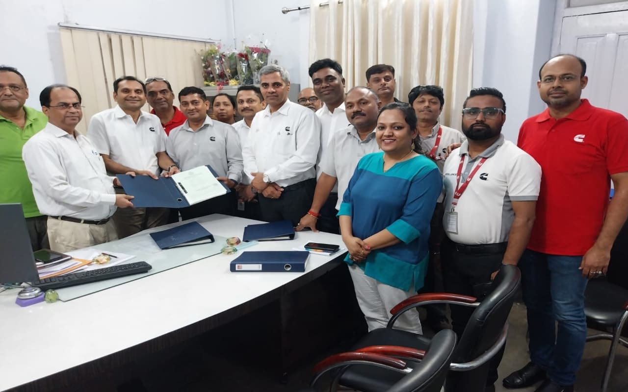 टाटा कमिंस में पहली बार हुआ चार साल का ग्रेड रिवीजन, वेतन में 18 हजार रुपये की बढ़ोतरी