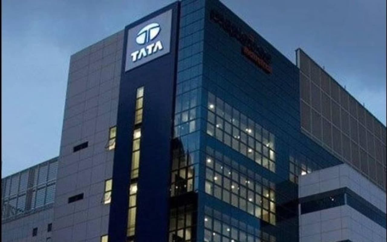 Tata iPhone Plant: टाटा द्वारा संचालित आईफोन प्लांट देश के लिए कैसे साबित होगा वरदान? जानें